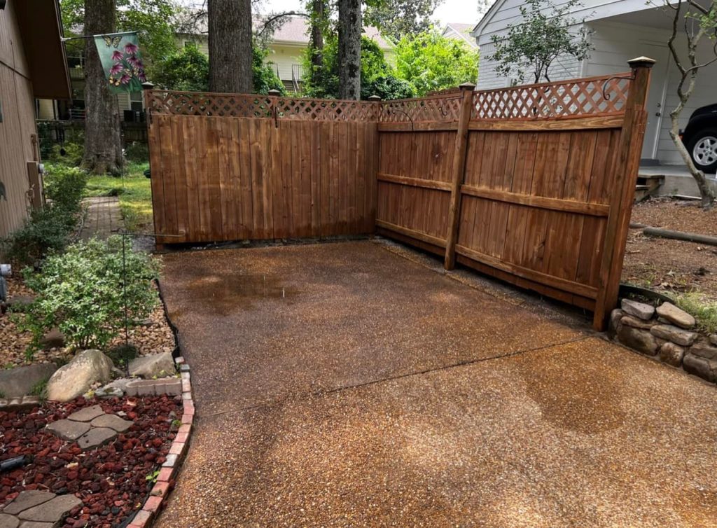 Fence Cleaning Memphis, TN
