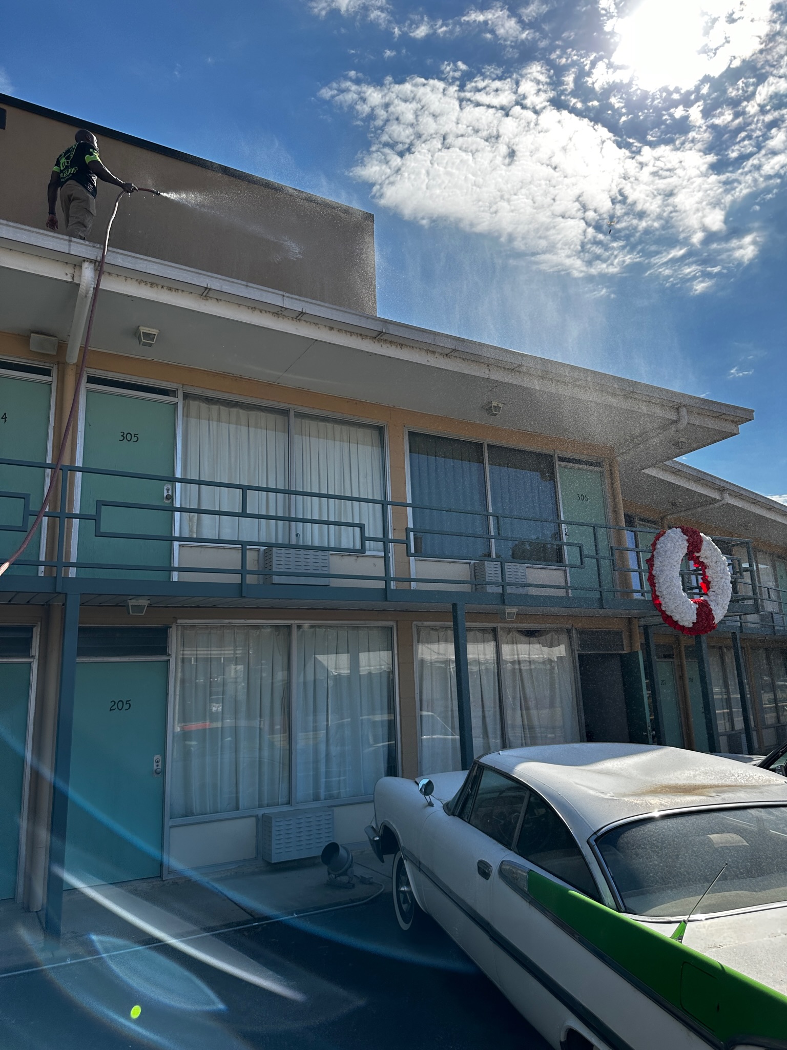 Commercial Exterior Cleaning Memphis TN